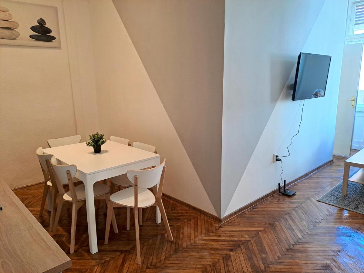 Emerald Apartment Budapeste Exterior foto