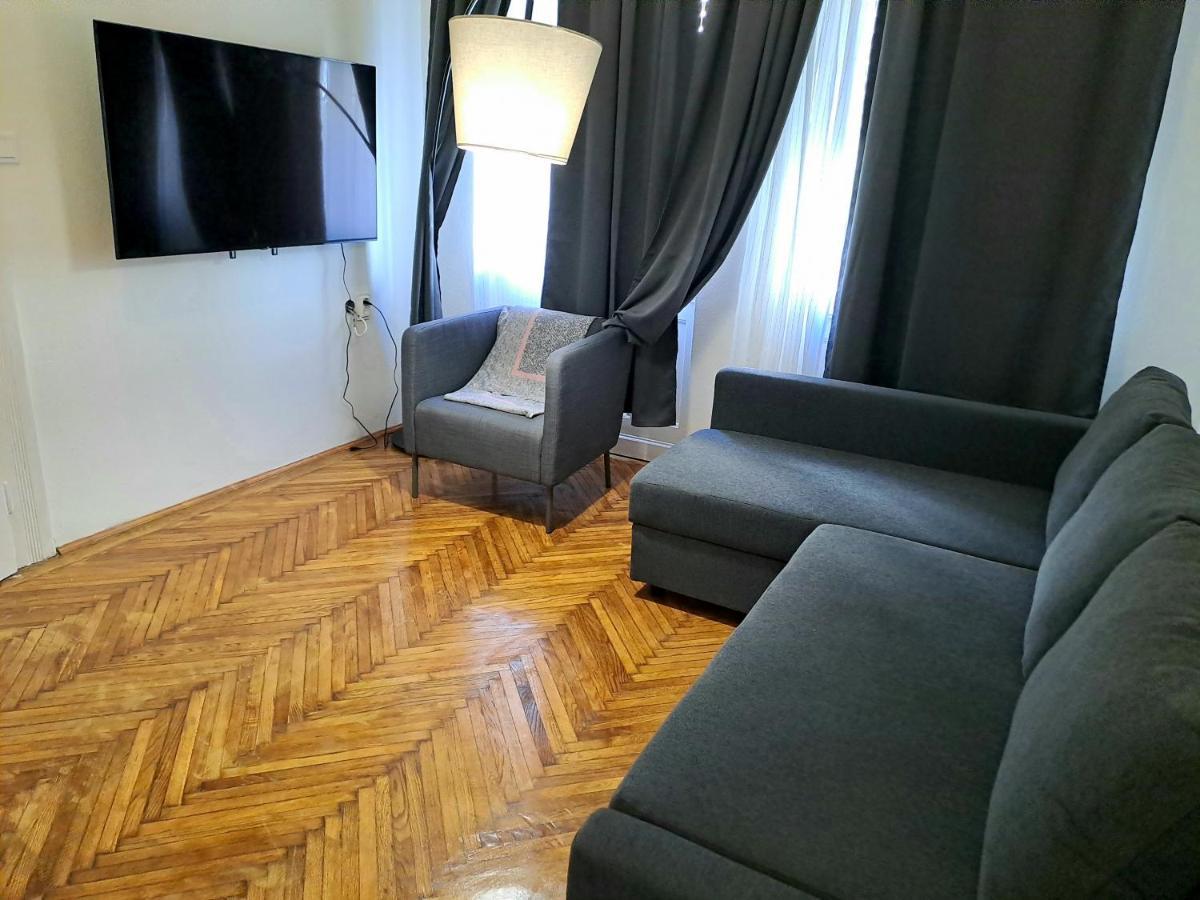 Emerald Apartment Budapeste Exterior foto
